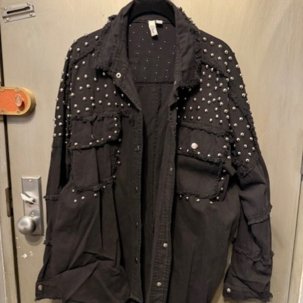 Elan Studded Distressed Black Chambray Denim Shacket - NWOT - Picture 6 of 16